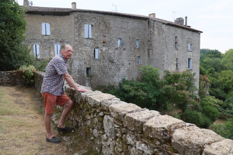 Castelmoron-d’Albret, plus petit village de France mais pas le plus inactif